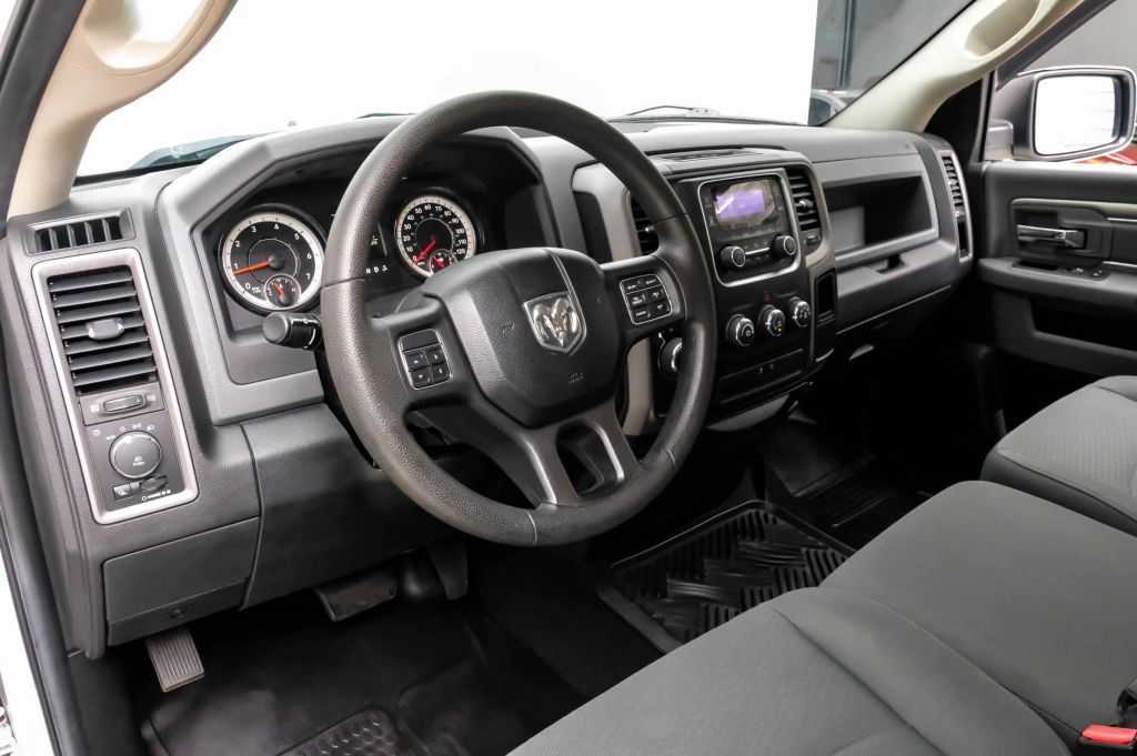ram ram 1500 pickup 2017 3C6JR6AT8HG795514 image ram ram 1500 pickup 2017 3C6JR6AT8HG795514 image